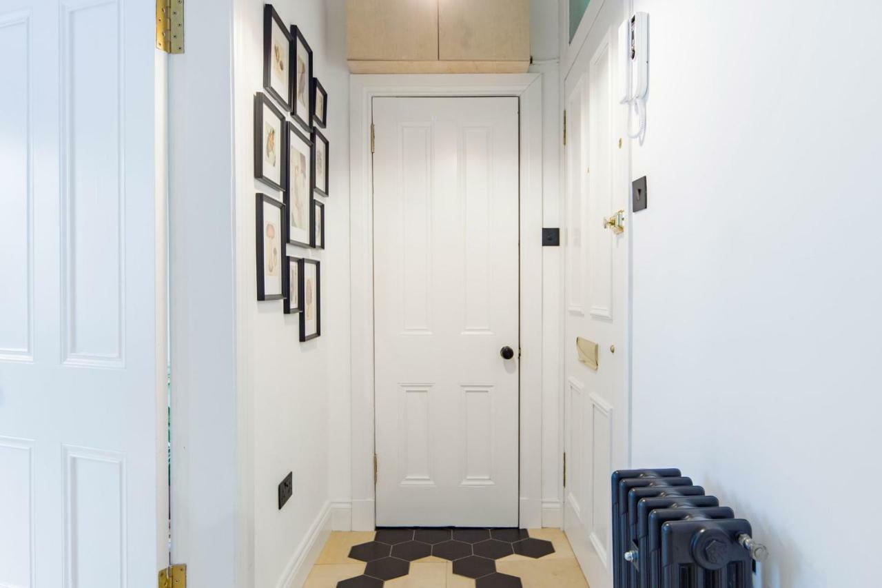 The Plywood Flat, Modern Style In A Traditional Tenement Edinburgh Ngoại thất bức ảnh